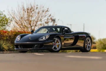 Porsche Carrera GT 2004 року виставляють на аукціон